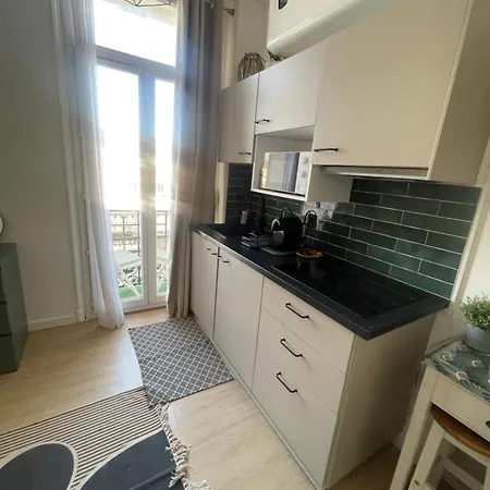 Apartman Cosy En Face De La Gare *