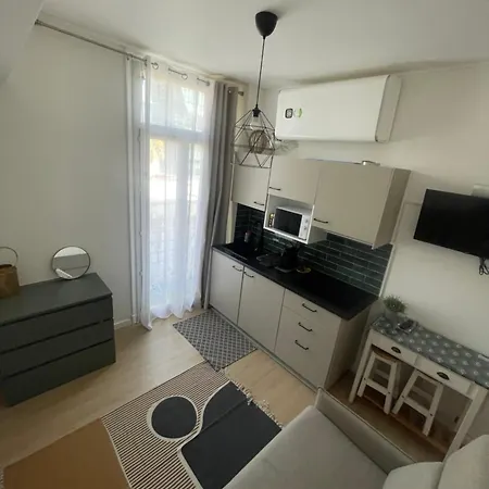 Apartman Cosy En Face De La Gare *